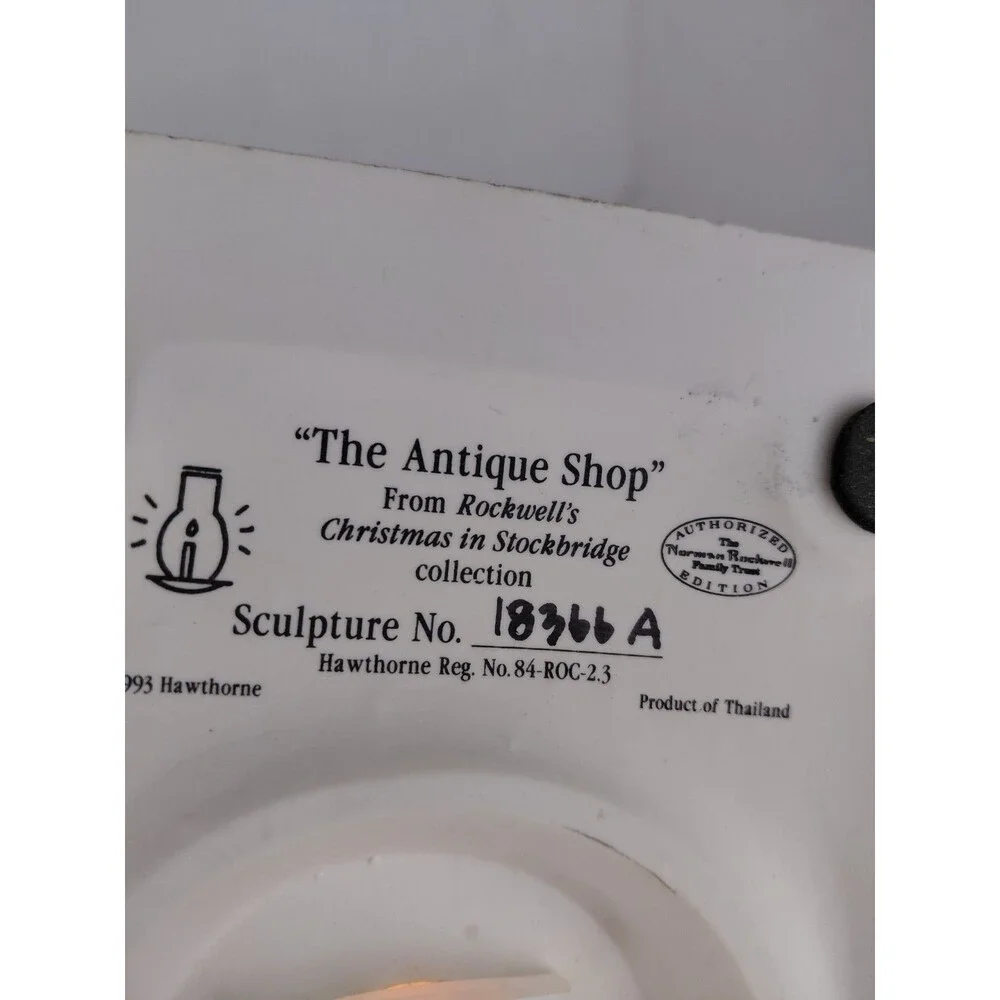 Hawthorne Village Rockwell's Christmas in Stockbridge 79843 Antique Shop Box COA